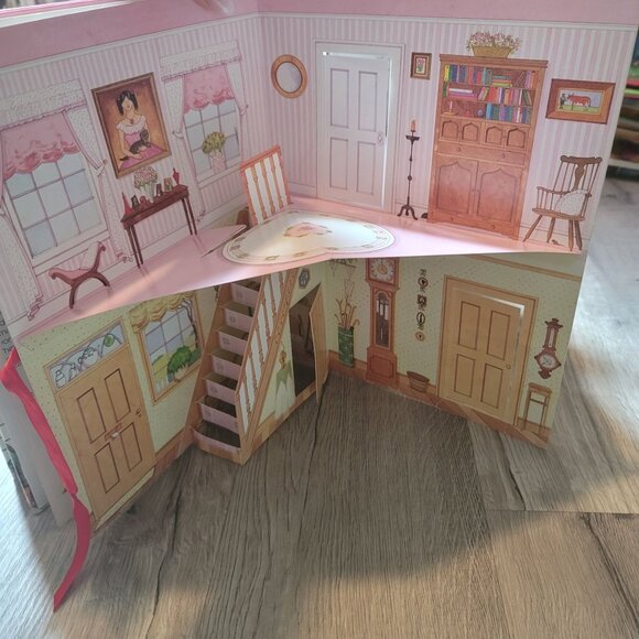 my very own playhouse hard back dollhouse interactive book turns into dollhouse - Picture 8 of 11